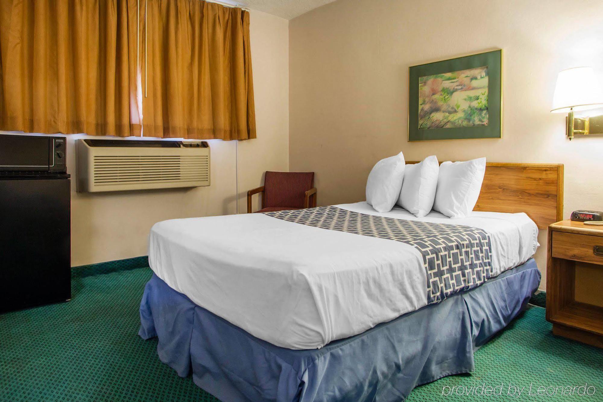 Parkview Inn And Conference Center Аллентаун Экстерьер фото