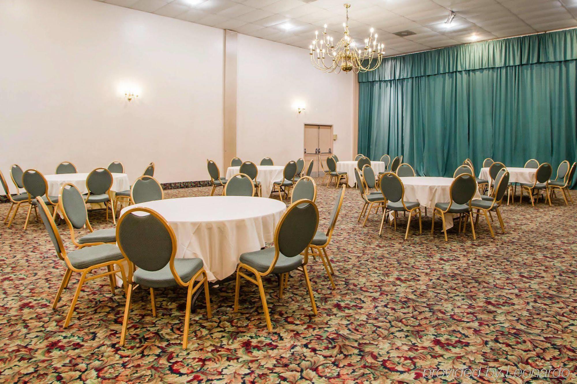 Parkview Inn And Conference Center Аллентаун Экстерьер фото